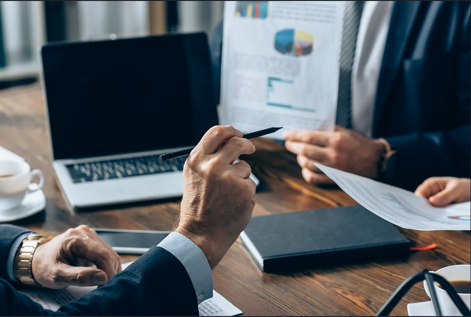  Eqomlabs :  Portfolio Management Consulting 